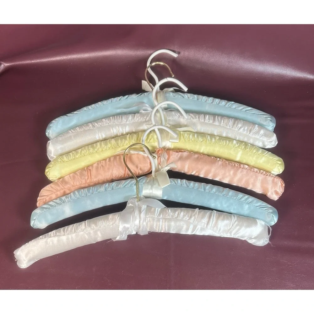 Hangers - Vintage Satiny Padded Foam Various Colors‎ Hangers, Set of 6